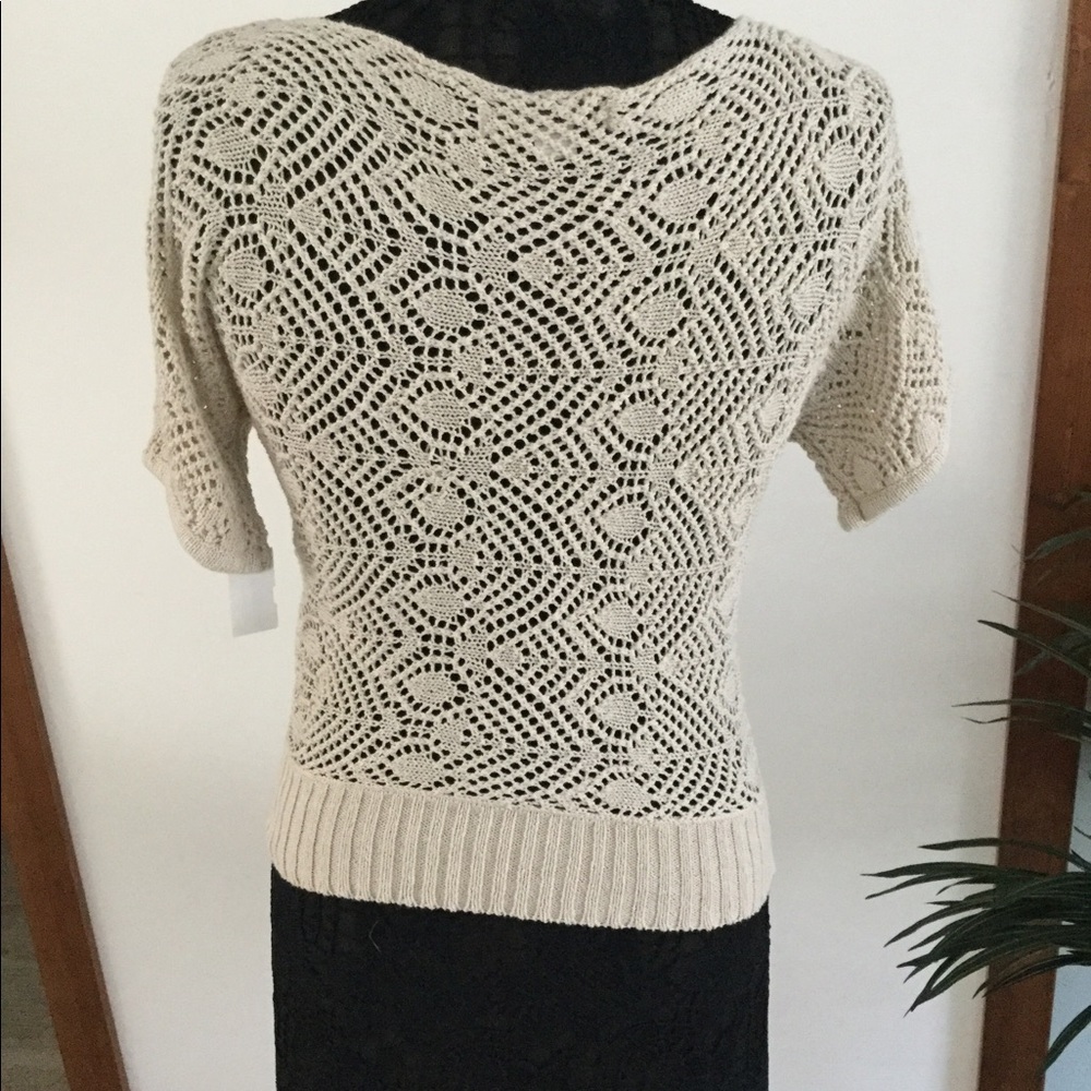 Trendy top - Picture 3 of 3